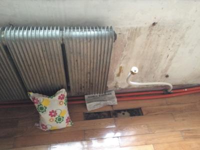 暖氣爆裂，讓很多用戶很頭疼
